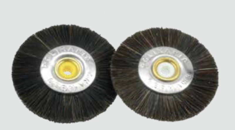 MIT ROSSHAAR (SCHWEIF 163/48 BZW. MÄHNE 163MH/48) Mit gelbem oder weißem Kunststoffzentrum.